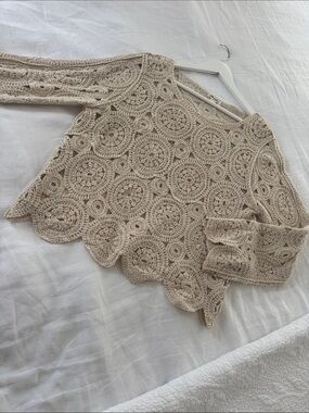 Ultra Pink Cream Crochet Circle-Pattern Sweater